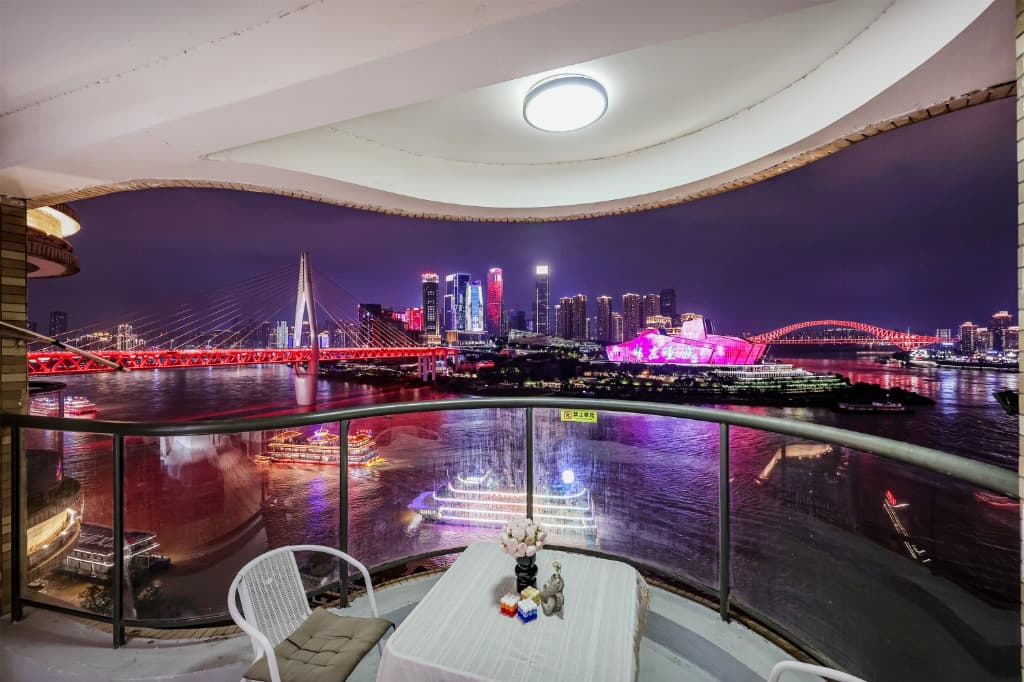 江景阳台·4卧室大床套房·麻将桌 (香雾)